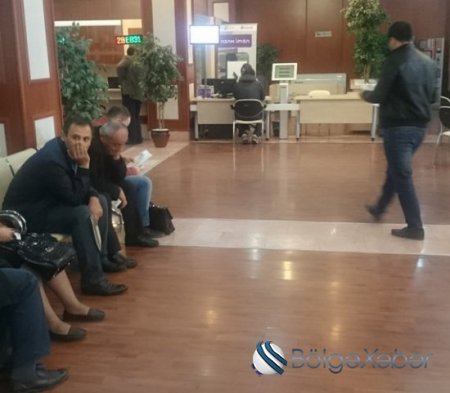 “Azərcell” ASAN xidməti gözdən salır -“Daha bunun nəyi asan xidmət oldu” “Azərcell” ASAN xidməti gözdən salır -“Daha bunun nəyi asan xidmət oldu”