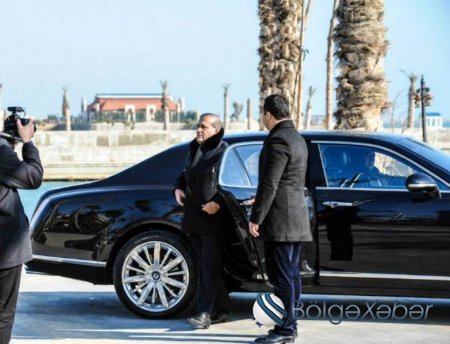 Hacı İbrahim Nehrəmlinin “Rolls Royce” maşını hərraca çıxarıldı-Kreditdə imiş