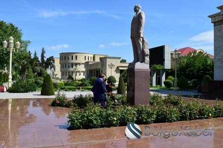 Bərdədə “Heydər Əliyev və Mədəniyyətimiz” mövzusunda intellektual yarış təşkil edilib-FOTO Bərdədə “Heydər Əliyev və Mədəniyyətimiz” mövzusunda intellektual yarış təşkil edilib-FOTO