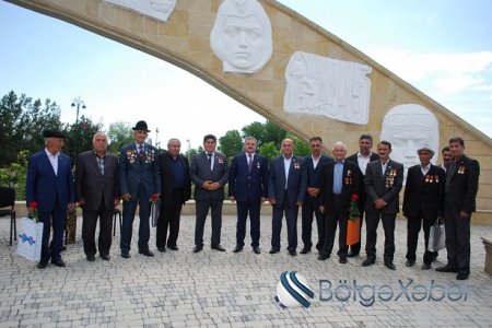 Tərtərdə alman faşizmi üzərində qələbənin 72-ci ildönümünə həsr olunmuş umumrayon tədbiri keçirilib-FOTO Tərtərdə alman faşizmi üzərində qələbənin 72-ci ildönümünə həsr olunmuş umumrayon tədbiri keçirilib-FOTO