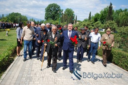 Tərtərdə alman faşizmi üzərində qələbənin 72-ci ildönümünə həsr olunmuş umumrayon tədbiri keçirilib-FOTO Tərtərdə alman faşizmi üzərində qələbənin 72-ci ildönümünə həsr olunmuş umumrayon tədbiri keçirilib-FOTO
