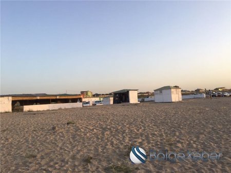Burda adamı nə soyunmağa qoyurlar, nə də geyinməyə... - Novxanı çimərliyindən reportaj (FOTOLAR) Burda adamı nə soyunmağa qoyurlar, nə də geyinməyə... - Novxanı çimərliyindən reportaj (FOTOLAR)