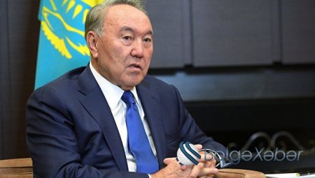 Nursultan Nazarbayev qazax dilinin latin əlifbasına keçidi haqqında fərman imzalayıb