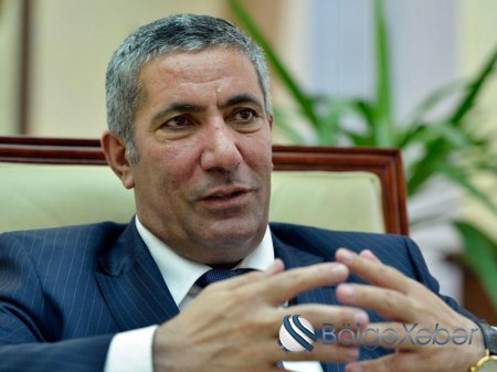 Siyavuş Novruzov: Deputatların maaşı artırılmalıdır