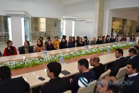 Hacıqabul rayon Heydər Əliyev Mərkəzində “Heydər Əliyev Akademiyası” nın növbəti dərsi keçirilmişdir Hacıqabul rayon Heydər Əliyev Mərkəzində “Heydər Əliyev Akademiyası” nın növbəti dərsi keçirilmişdir