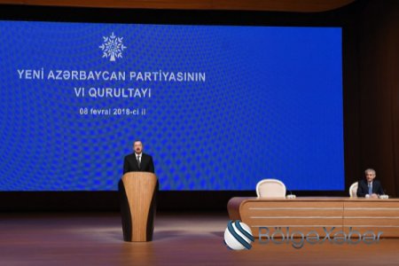 Prezident İlham Əliyev YAP-ın qurultayında iştirak edir