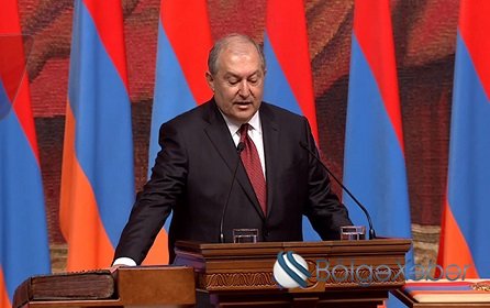 Ermənistanın yeni prezidenti and içib