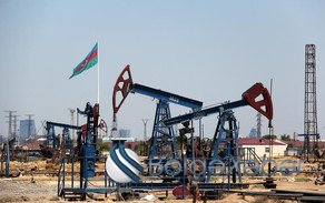 Azərbaycan neftinin qiyməti yenidən 75 dolları üstələyib