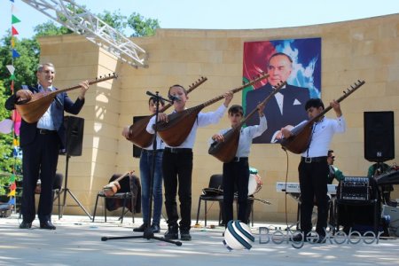 Bərdə Regional Mədəniyyət İdarəsi “Gəlin kitab oxuyaq ”adlı tədbir  keçirib