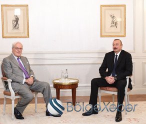 Prezident İlham Əliyevin Parisdə “Rothschild and Co” şirkətinin vitse-prezidenti ilə görüşü olub