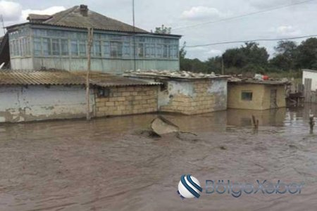 Lənkəranda 4 kənd su altında qaldı, 63 nəfər... - RƏSMİ