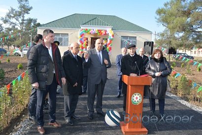 Tərtərin təmas xəttində yerləşən kəndində kitabxana istifadəyə verilib-FOTO Tərtərin təmas xəttində yerləşən kəndində kitabxana istifadəyə verilib-FOTO