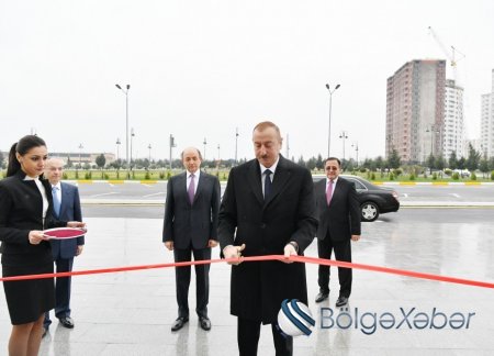 Prezident Binəqədi Rayon Məhkəməsinin yeni inzibati binasının açılışında iştirak edib