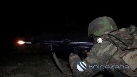 Azərbaycan ordusu gecə vaxtı döyüş hazırlığına gətirildi-FOTO