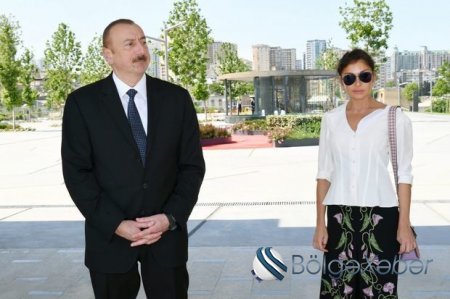 İlham Əliyev və xanımı 300 nömrəli məktəbin yeni tədris kompleksinin açılışında