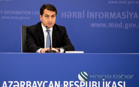 Hikmət Hacıyev: "Ermənistan sülhdən danışdığı halda danışıqlar prosesini məhv edir"