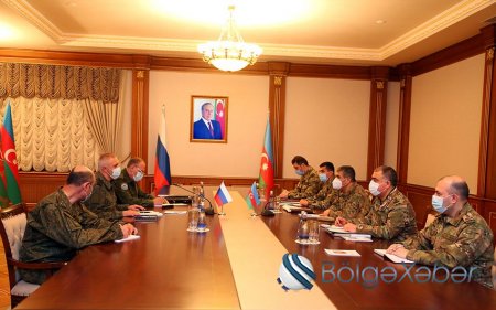 Zakir Həsənov Rusiya sülhməramlı qüvvələrinin komandanı ilə görüşdü