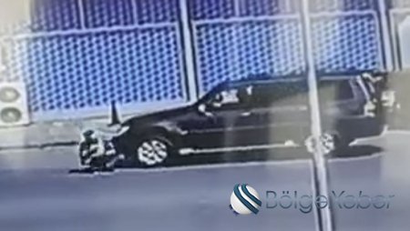 Sürücülərin nəzərinə: Bu qadın özünü qəsdən maşının altına atır (VİDEO)