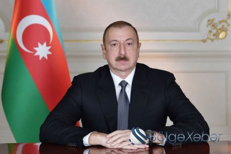 Manatla krediti olanların nəzərinə - Prezident fərman imzaladı