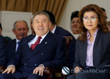 Nazarbayev və qızları ölkəni tərk etdi