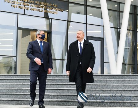İlham Əliyev Prezident Administrasiyasının Vətəndaş Qəbulu Mərkəzinin açılışında iştirak etdi - FOTOLAR