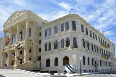 Prokurorluq özünü “yandıran” biznesmenlə bağlı məlumat yaydı