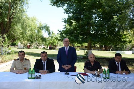 Rayon rəhbərinin Qaynaq kəndində səyyar qəbul görüşü olub