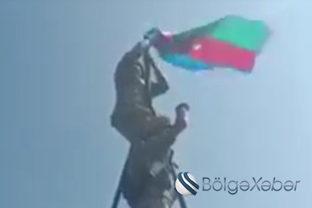 Buzduxda Azərbaycan bayrağı dalğalanır - Video