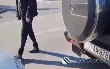 Yol polisinin Səfər Mehdiyevi saxlamasının görüntüləri yayıldı - Video