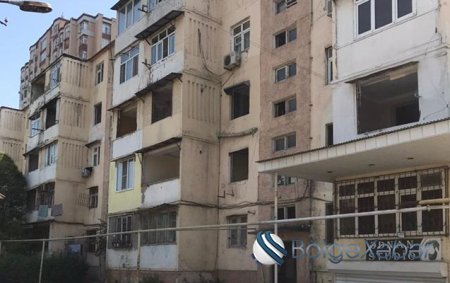 Bakının bu rayonunda yaşayış binası SÖKÜLÜR