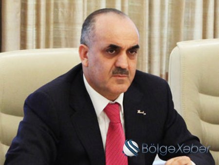 Səlim Müslümov cənazə maşını sürən adamın adına şirkətlər yaradıbmış – Məhkəmə