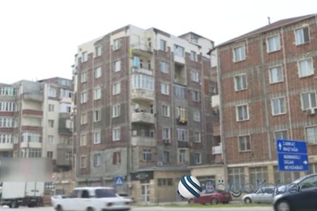 Bakıda bu binalar niyə "sahibsiz" qalıb?