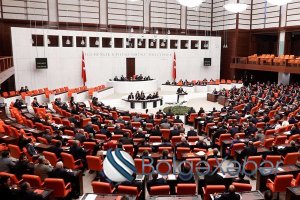 Türkiyədə parlament seçkilərinin yekun nəticələri açıqlandı