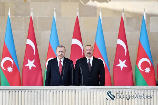 Əliyevdən Ərdoğana: Sizi Azərbaycanda çox sevirlər