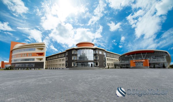 Yüksək bal toplayan abituriyent hansı universiteti seçdi?