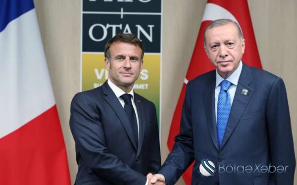 Ərdoğan və Makron görüşüblər