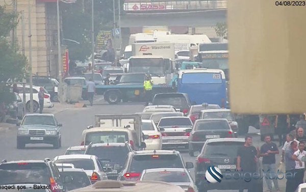 Sürücülərin NƏZƏRİNƏ- Bu yol bağlandı