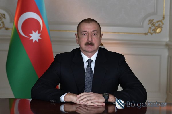 İlham Əliyev indoneziyalı həmkarını təbrik etdi