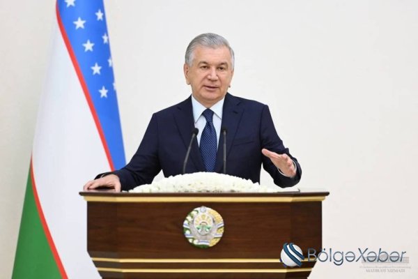 Mirziyayev Füzuliyə getdi, Prezident qarşıladı
