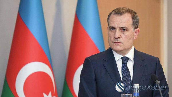 Ceyhun Bayramov Macarıstana getdi