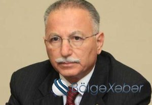 Ekmələddin İhsanoğlu Prezident İlham Əliyevi təbrik edib