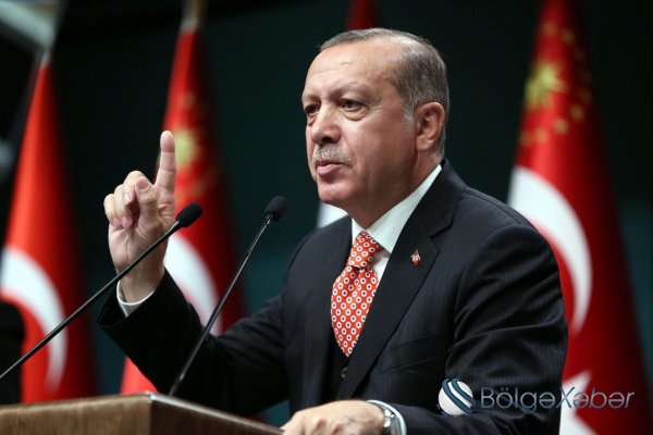 Ərdoğan yenidən AKP sədri seçildi