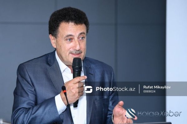 Fermer Rövşən Şərifov: “Torpağımı qoruya bilmirəm, pasportu yoxdur”