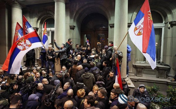 Belqradda nə baş verir? - Vuçiç xalqa müraciət edib