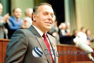 Heydər Əliyevin vəfatından 20 il ötür