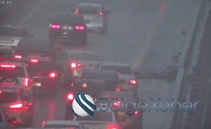 Bakıda yol çökdü, sıxlıq yarandı