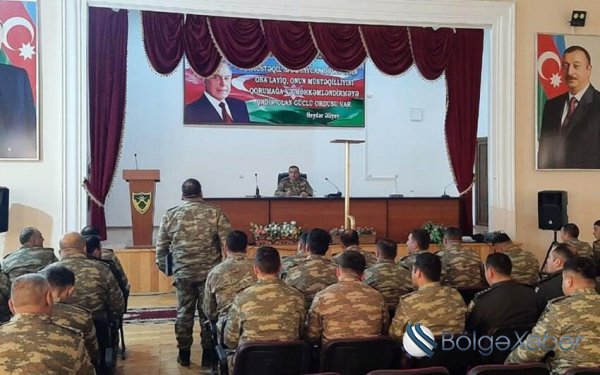 Azərbaycan Ordusunda toplantı keçirildi