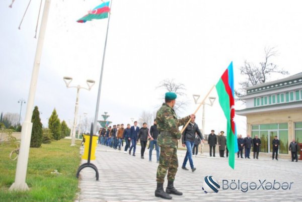 Hərbiçi olmaq istəyənlərin NƏZƏRİNƏ