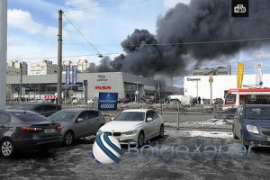 Rusiyada daha bir böyük bazar yandı