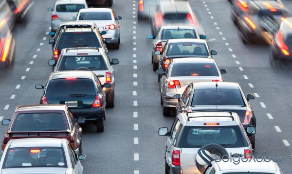 Bakıda sıxlıq olan yollar - SİYAHI